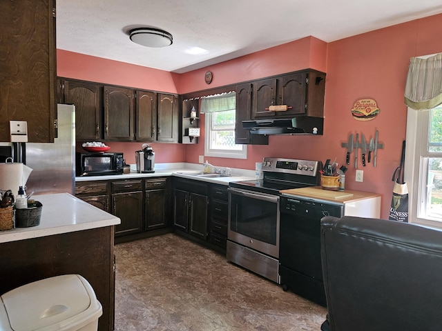 9 Meadow Ln, Lewiston, ME 04240 - photo 4
