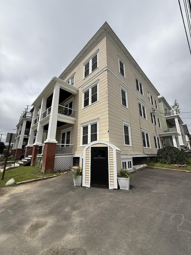 128 Pine St, Lewiston, ME 04240 - photo 1