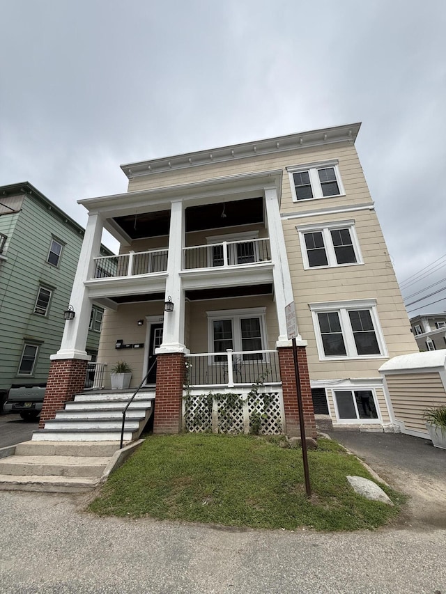 128 Pine St, Lewiston, ME 04240 - photo 2