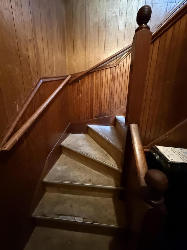 128 Pine St, Lewiston, ME 04240 - photo 38