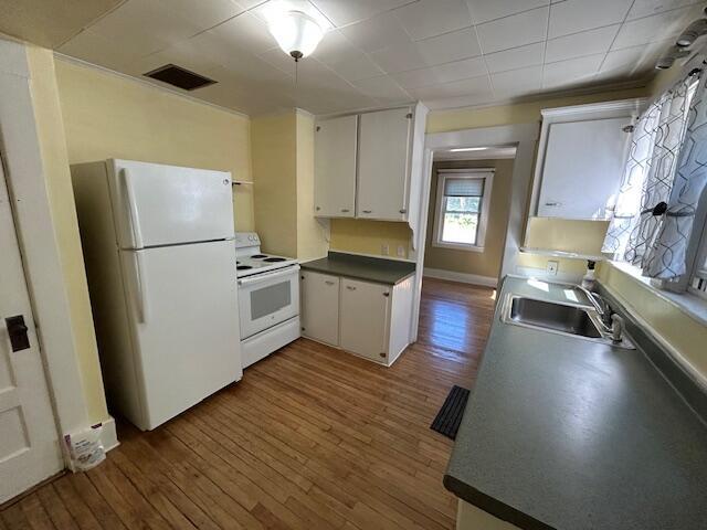 106-108 River St, Dover-Foxcroft, ME 04426 - photo 7