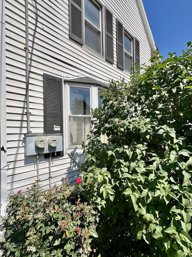 246 Lincoln St, Lewiston, ME 04240 - photo 32