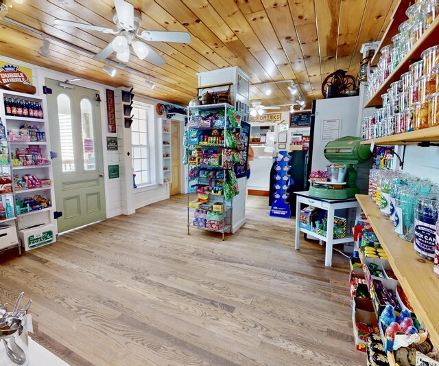 62 W Main St, Vinalhaven, ME 04863 - photo 12