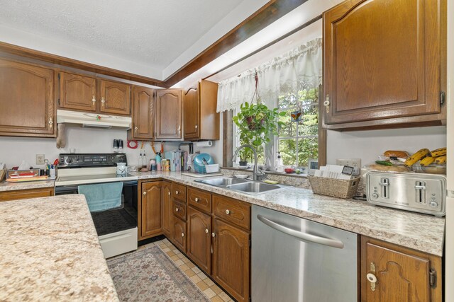 11 Waco Dr, Biddeford, ME 04005 - photo 15