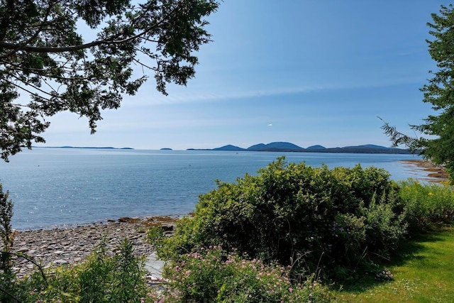 11 Ocean Bridge Blvd, Lamoine, ME 04605 - photo 20