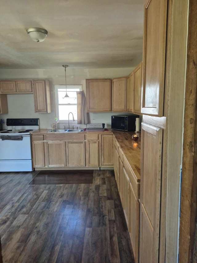 68 Sewall St, Island Falls, ME 04747 - photo 18
