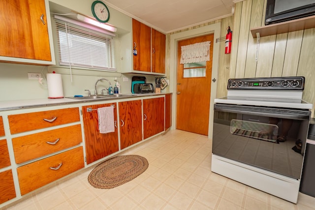 24 Railroad Ave, Brownville, ME 04414 - photo 2