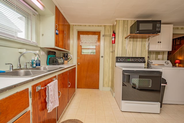 24 Railroad Ave, Brownville, ME 04414 - photo 5