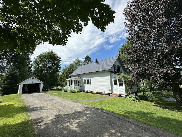 9 Franklin Ave, Houlton, ME 04730 - photo 1