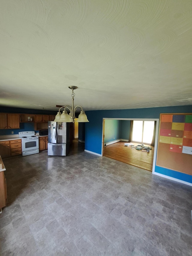 322 Taylor Rd, Winslow, ME 04901 - photo 11