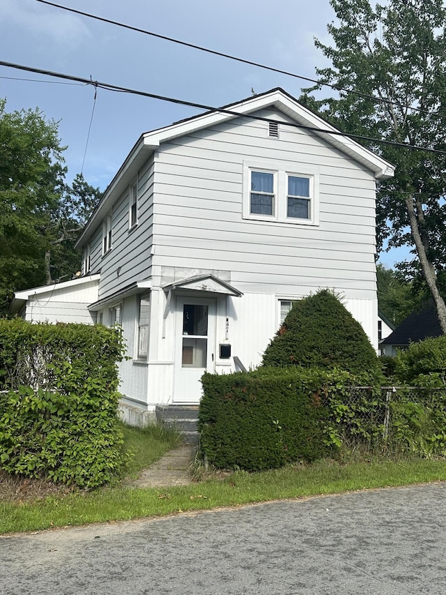 47 York St, Millinocket, ME 04462 - photo 1