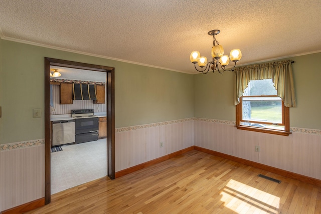 25 Mountain View Dr, Rockland, ME 04841 - photo 12