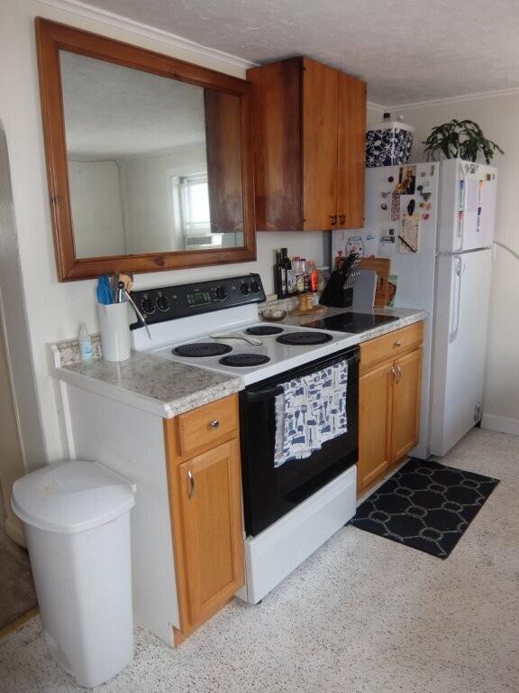 13 Maplewood Ave, Old Orchard Beach, ME 04064 - photo 20