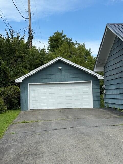 25 Dupont Dr, Presque Isle, ME 04769 - photo 8