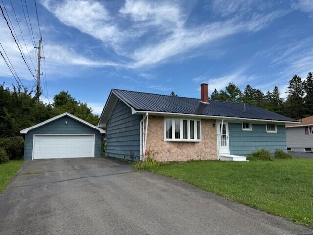 25 Dupont Dr, Presque Isle, ME 04769 - photo 2