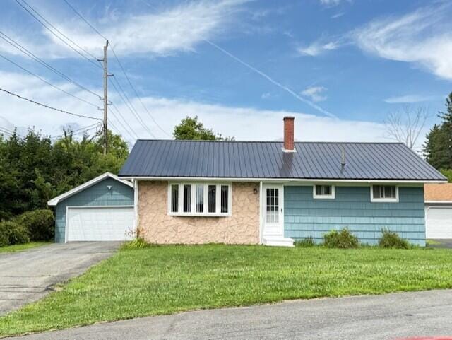 25 Dupont Dr, Presque Isle, ME 04769 - photo 3