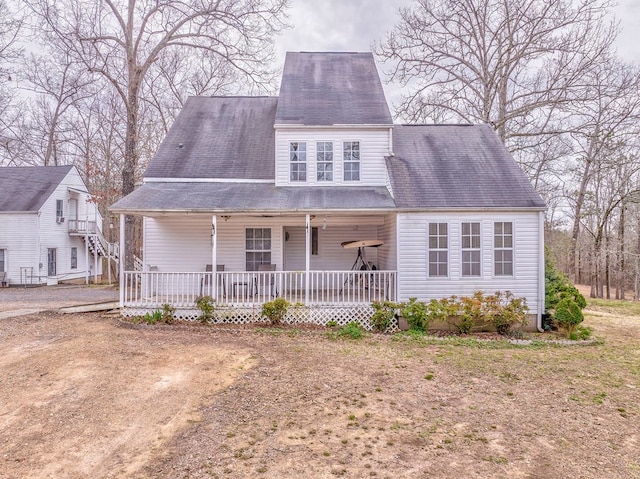 view of front of property featuring a porch