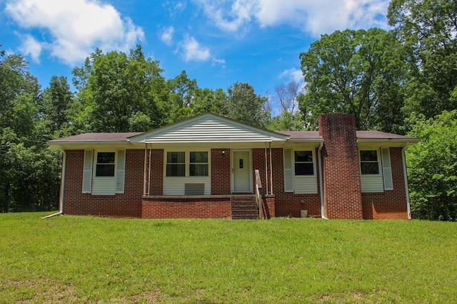1722 Ball Ave, Dalton, GA 30720 - single story home with a front yard and brick siding