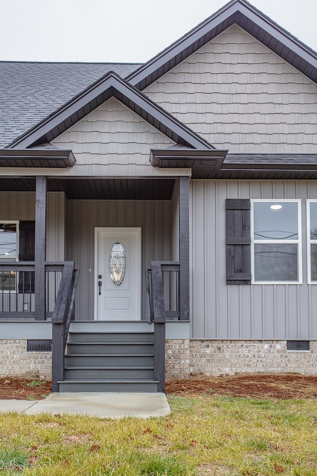 view of front of property with covered porch