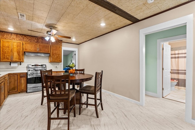 dining room featuring baseboards, visible vents, recessed lighting, ceiling fan, and ornamental molding