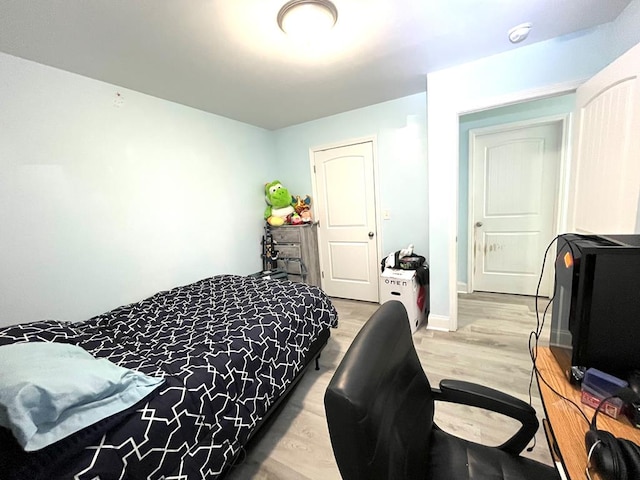 609 Charles St, Dalton, GA 30720 - bedroom featuring wood finished floors