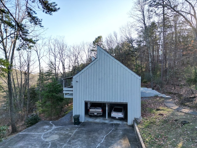 view of outdoor structure