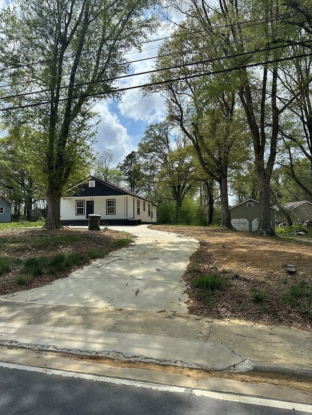 210 Grimes St, Dalton, GA 30721 - view of front of property with concrete driveway