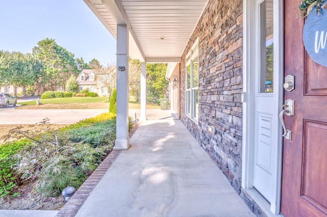 view of patio / terrace with covered porch