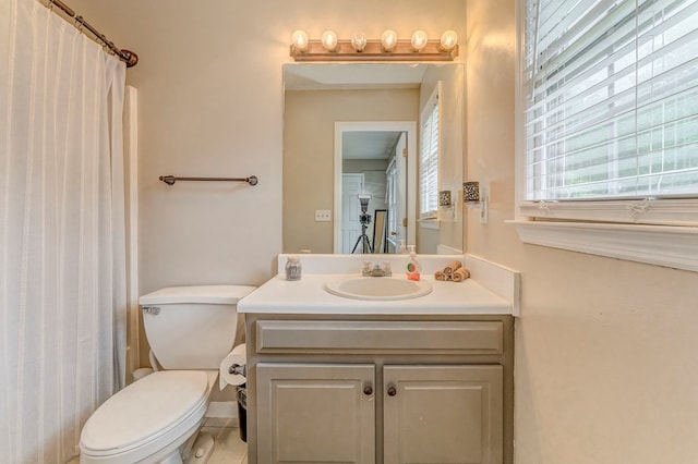 1962 Meadowbrook Cir, Dalton, GA 30720 - bathroom with vanity and a shower with curtain