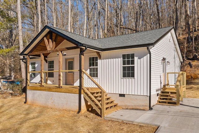 view of front of house featuring covered porch