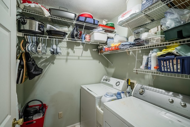 103 Paddle Wheel Ct, Cohutta, GA 30720 - laundry area with washing machine and clothes dryer and baseboards