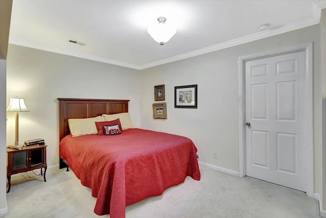 153 Buckingham Dr, Dalton, GA 30720 - bedroom featuring light carpet, crown molding, and baseboards