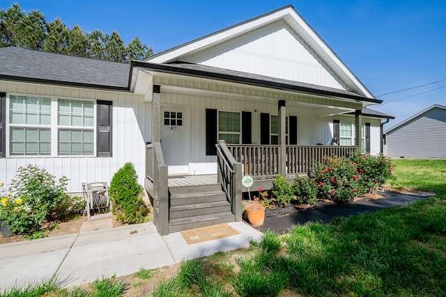 2549 Prospect Rd, Dalton, GA 30721 - view of front of house featuring a porch and a shingled roof