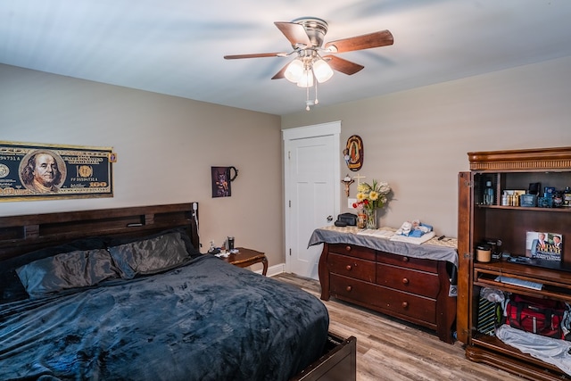 2549 Prospect Rd, Dalton, GA 30721 - bedroom featuring ceiling fan and wood finished floors