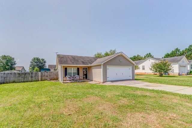 212 Elbert St, Chatsworth, GA 30705 - photo 3