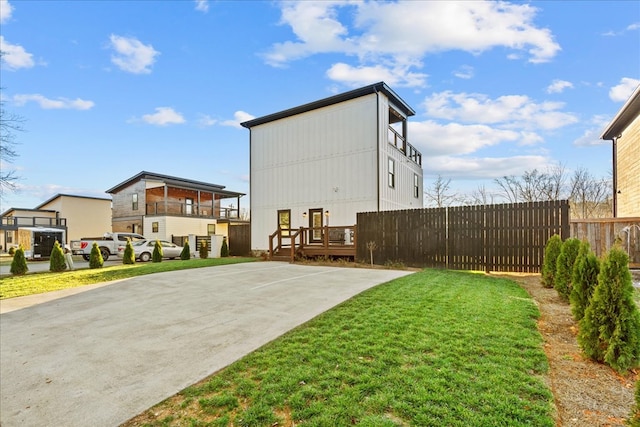 view of yard with a deck