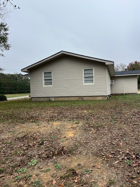 view of side of property