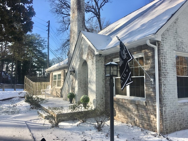 902 Walnut Ave, Dalton, GA 30720 - view of snow covered exterior
