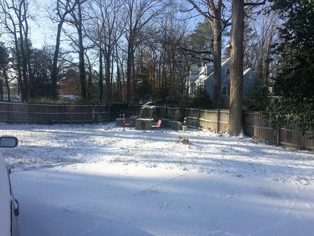 902 Walnut Ave, Dalton, GA 30720 - view of yard covered in snow