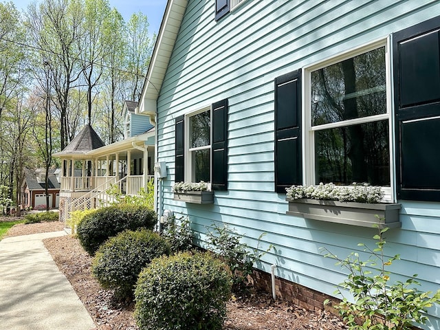view of side of home