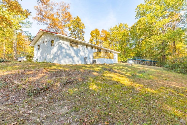 exterior space featuring a yard