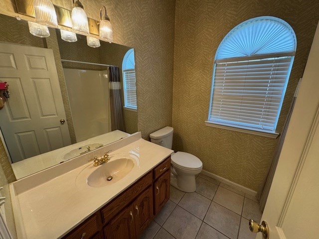 1694 Red Oak Dr Unit 185, Dalton, GA 30721 - bathroom featuring wallpapered walls, toilet, vanity, tile patterned floors, and a shower with shower curtain