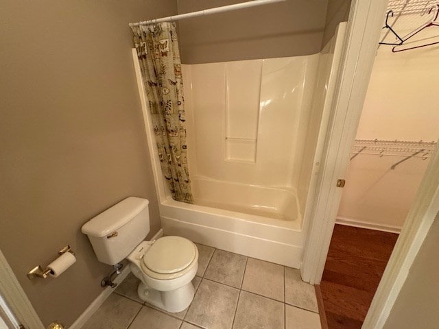 1694 Red Oak Dr Unit 185, Dalton, GA 30721 - full bath featuring toilet, shower / bath combo, tile patterned floors, and a walk in closet