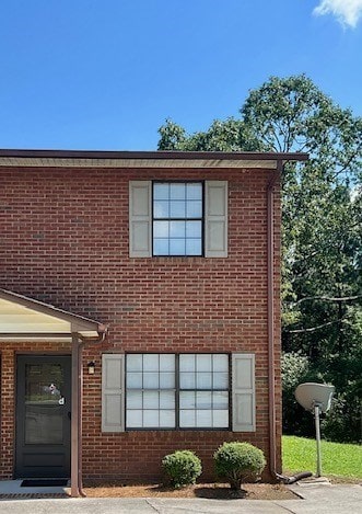1403 Mack St, Dalton, GA 30720 - view of front facade with brick siding