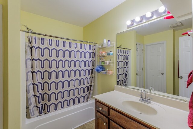 128 Andasol Way, Dalton, GA 30720 - full bathroom featuring shower / bath combination with curtain, visible vents, and vanity
