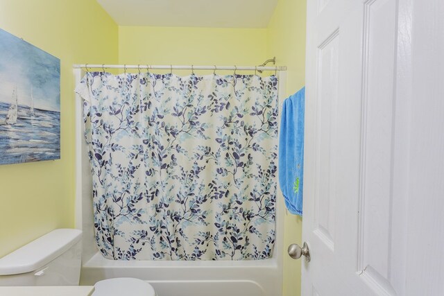 128 Andasol Way, Dalton, GA 30720 - full bath featuring toilet and shower / tub combo with curtain