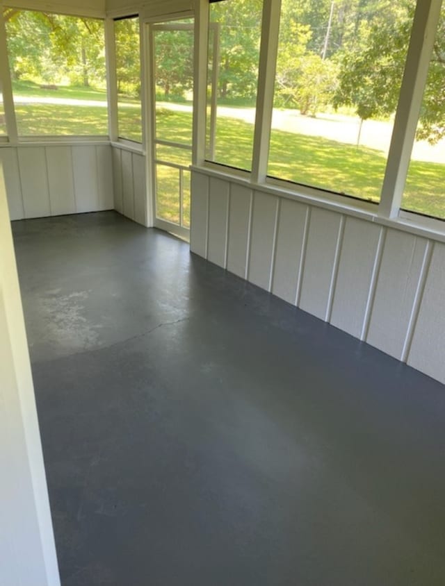 view of unfurnished sunroom