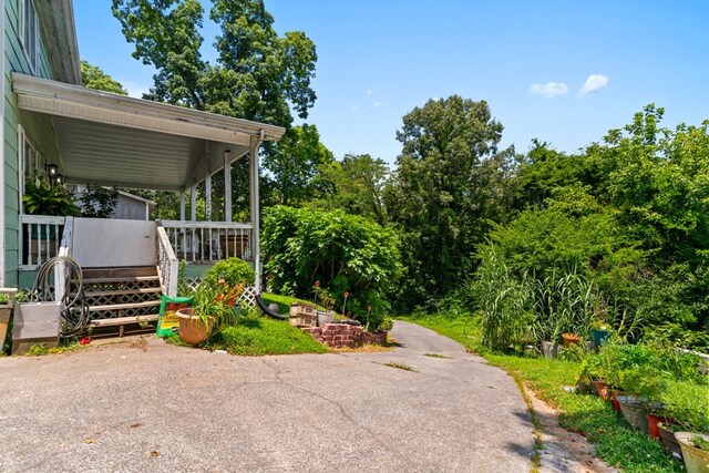 1369 Lida St, Dalton, GA 30721 - view of yard