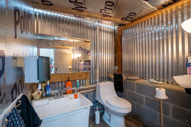 2163 Red Leaf Ln, Soddy Daisy, TN 37379 - bathroom with toilet and vanity
