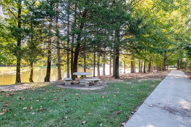 view of yard with a water view